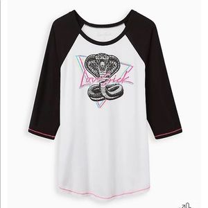 Torrid NWT BASEBALL TEE - LOVESICK SNAKE WHITE & BLACK - Size 2